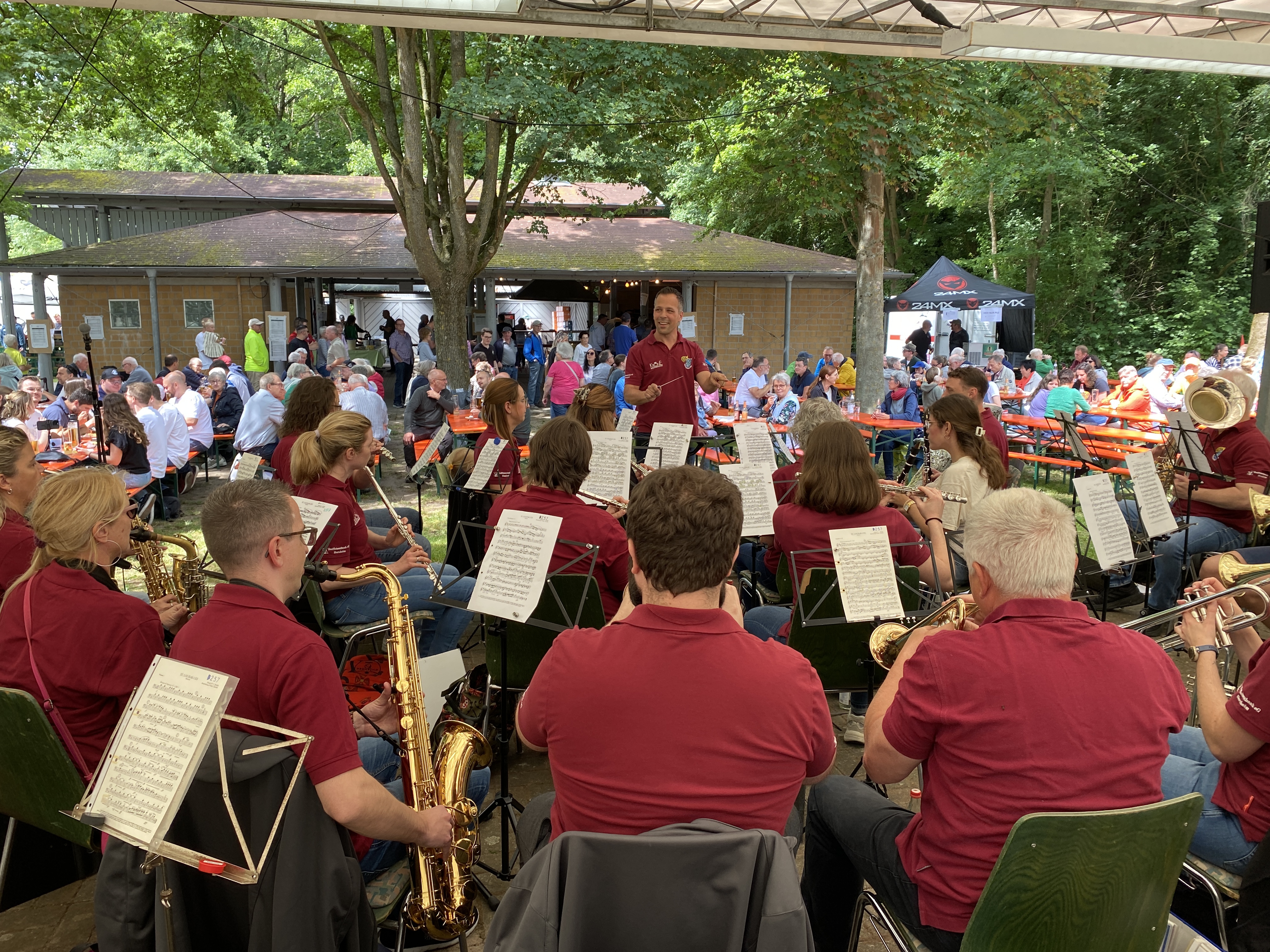 Start der Sommer-Auftritt-Saison in Neupotz